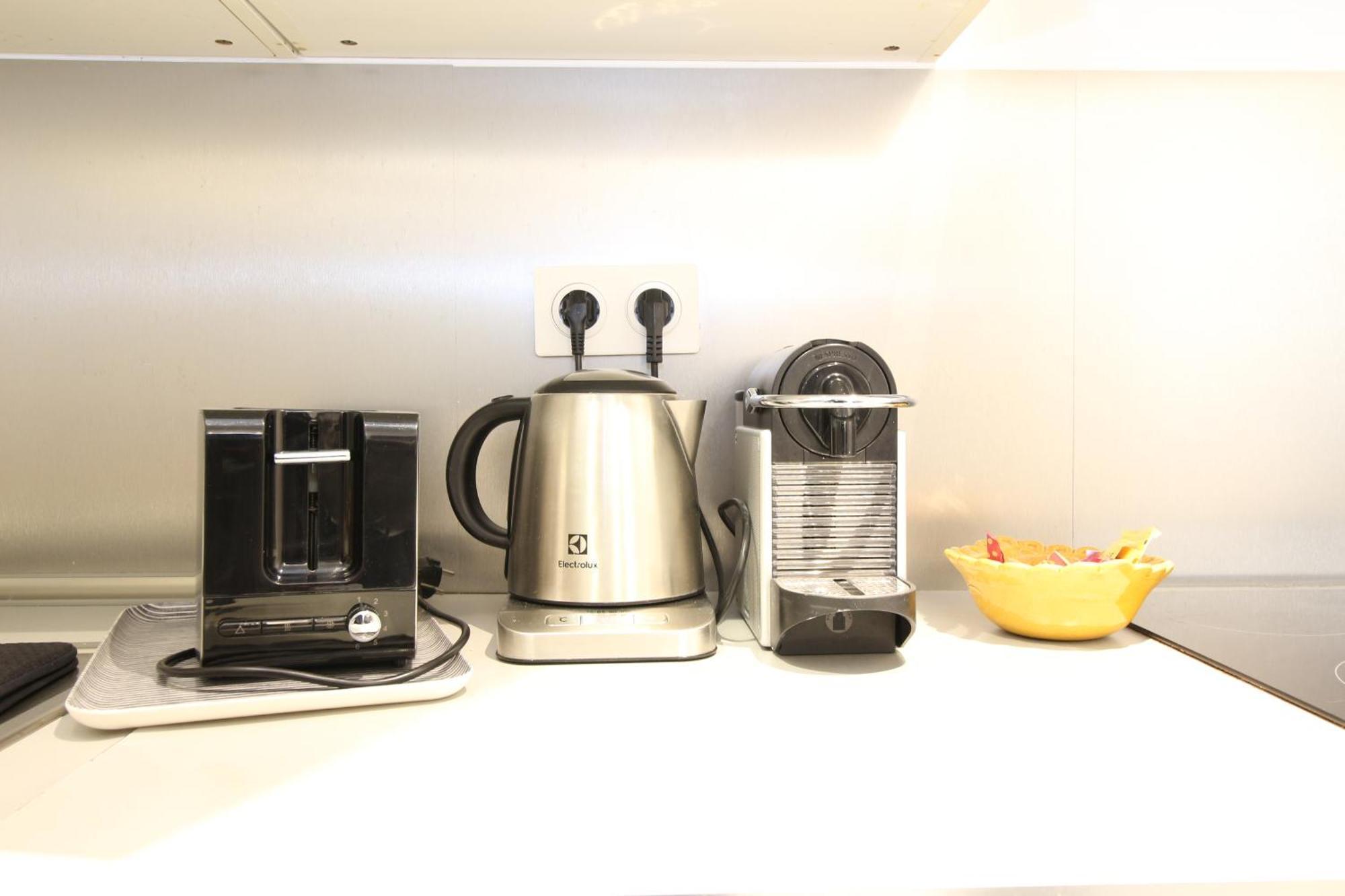 T3 Appartement Hypercentre Proche Commerce- Parking - 2 Chambres Wifi Gratuit Avignon Eksteriør bilde