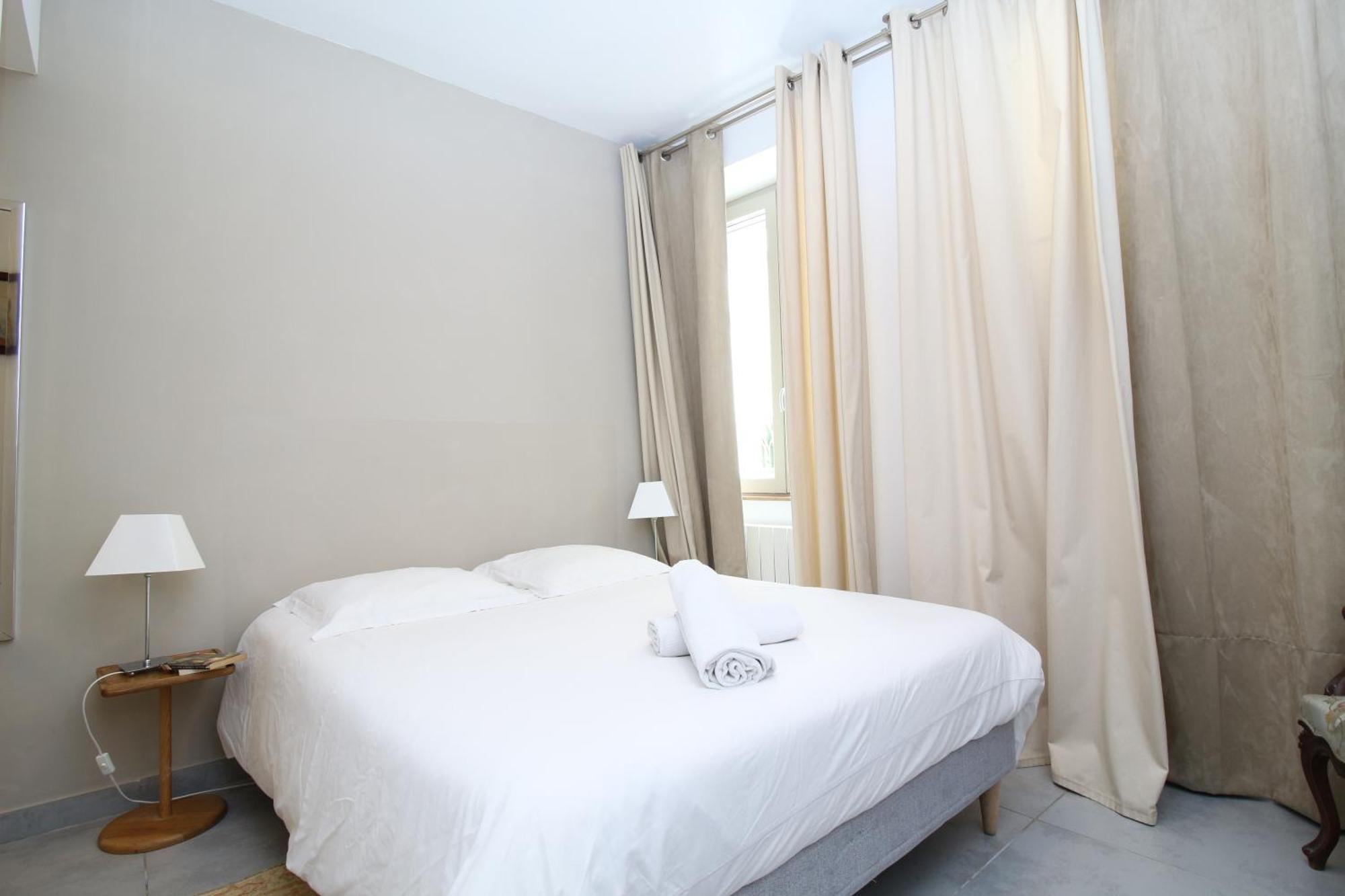 T3 Appartement Hypercentre Proche Commerce- Parking - 2 Chambres Wifi Gratuit Avignon Eksteriør bilde