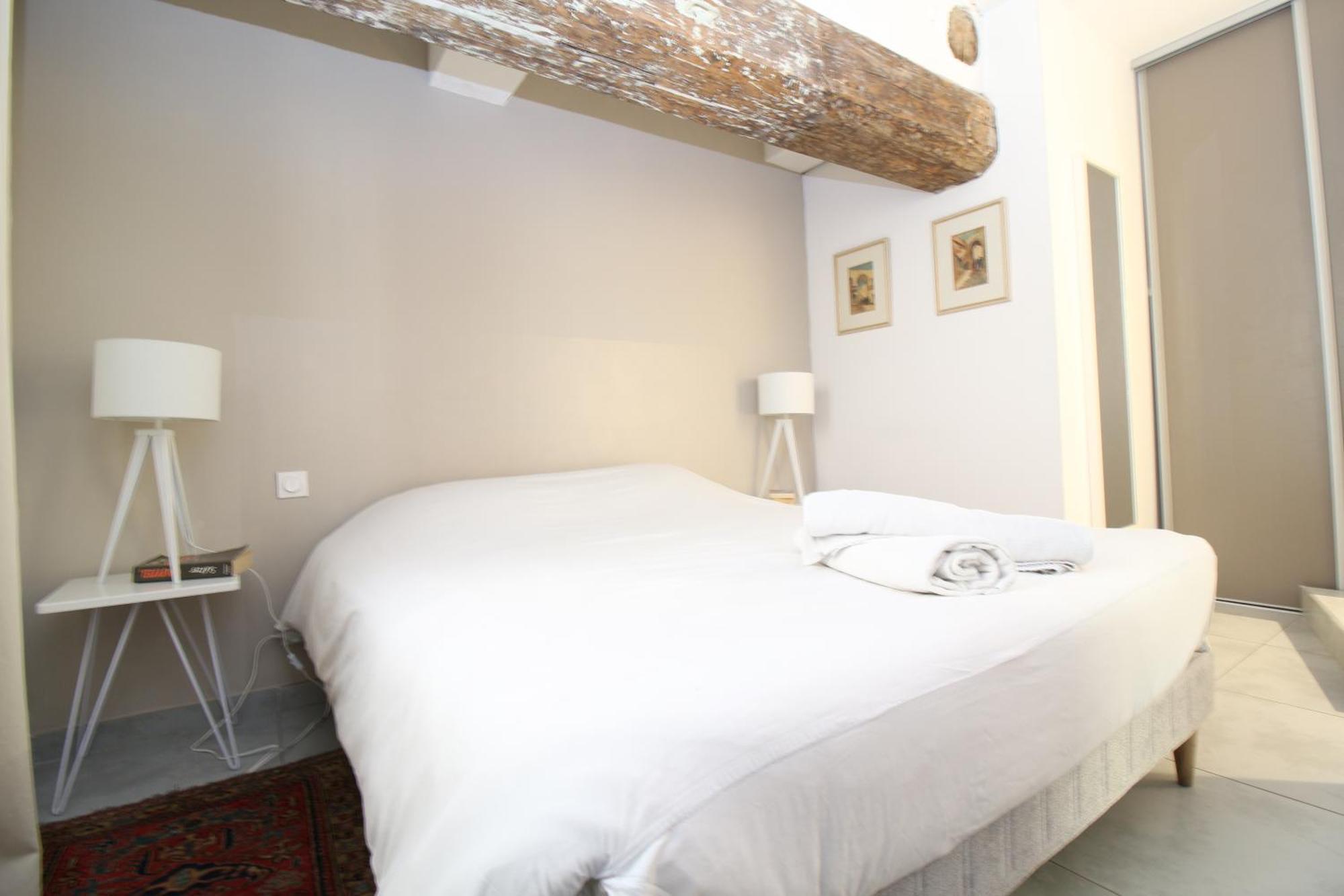 T3 Appartement Hypercentre Proche Commerce- Parking - 2 Chambres Wifi Gratuit Avignon Eksteriør bilde