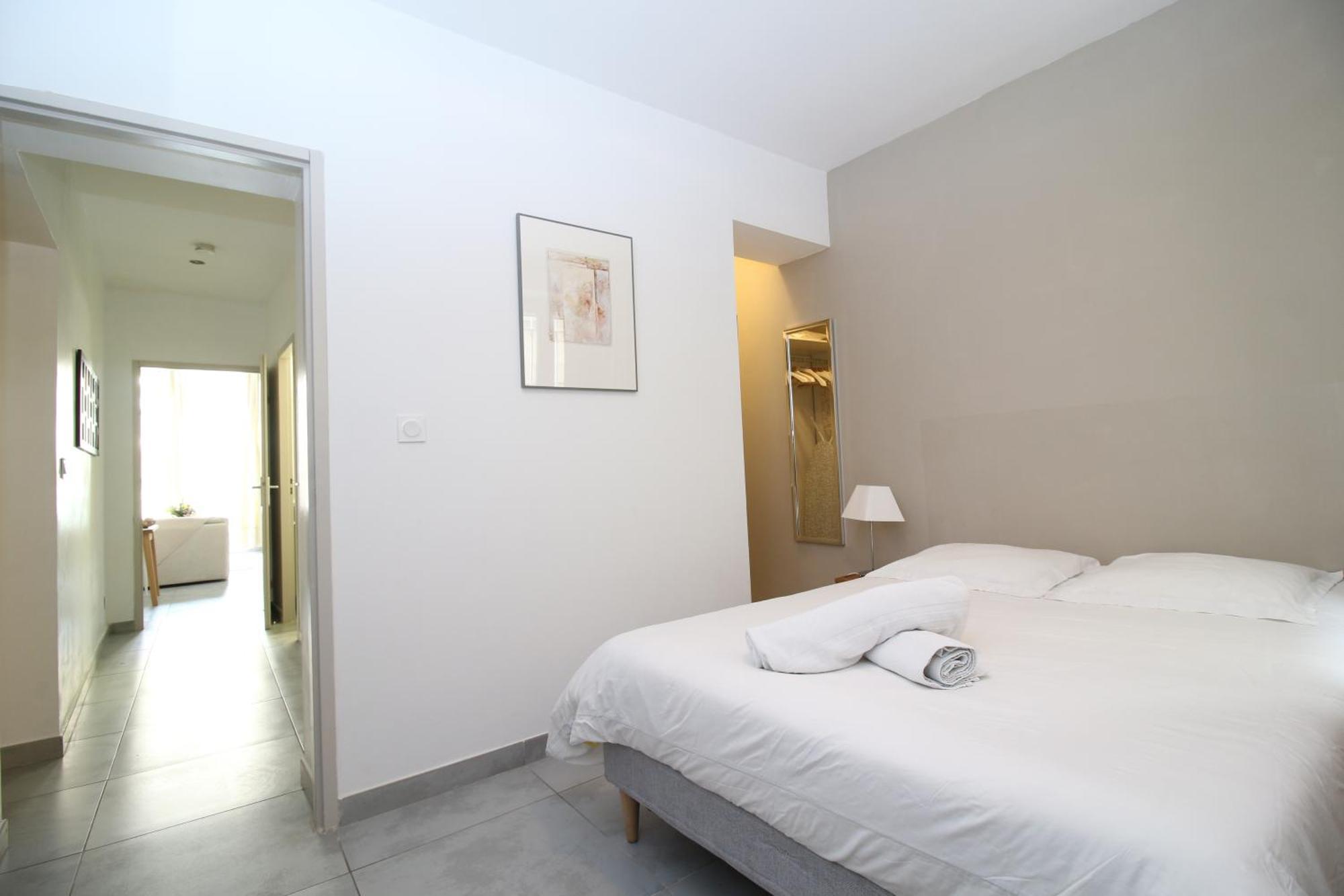 T3 Appartement Hypercentre Proche Commerce- Parking - 2 Chambres Wifi Gratuit Avignon Eksteriør bilde